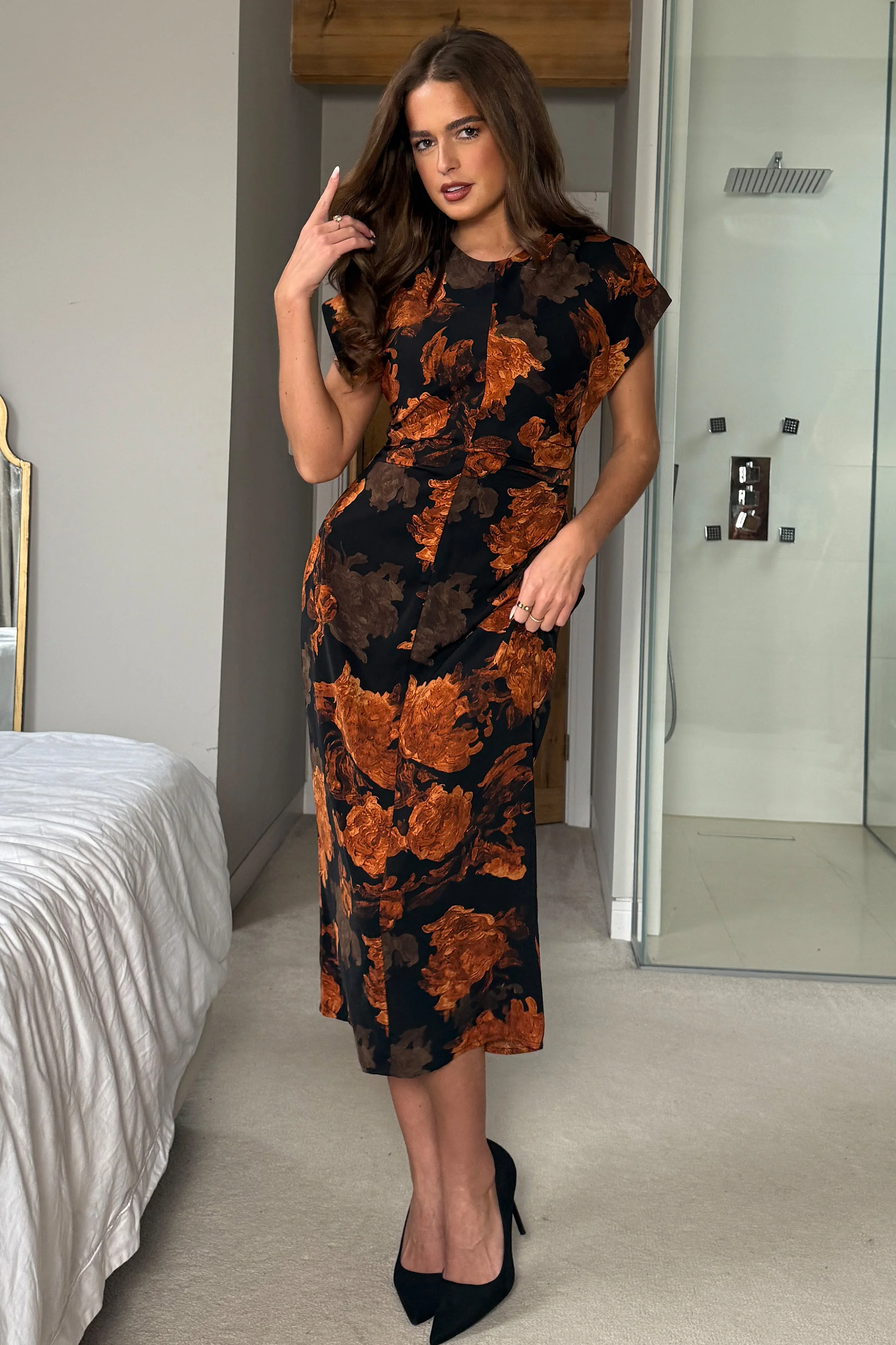 Terri Ruched Waist Short Sleeve Orange Midi Dress - Image 3