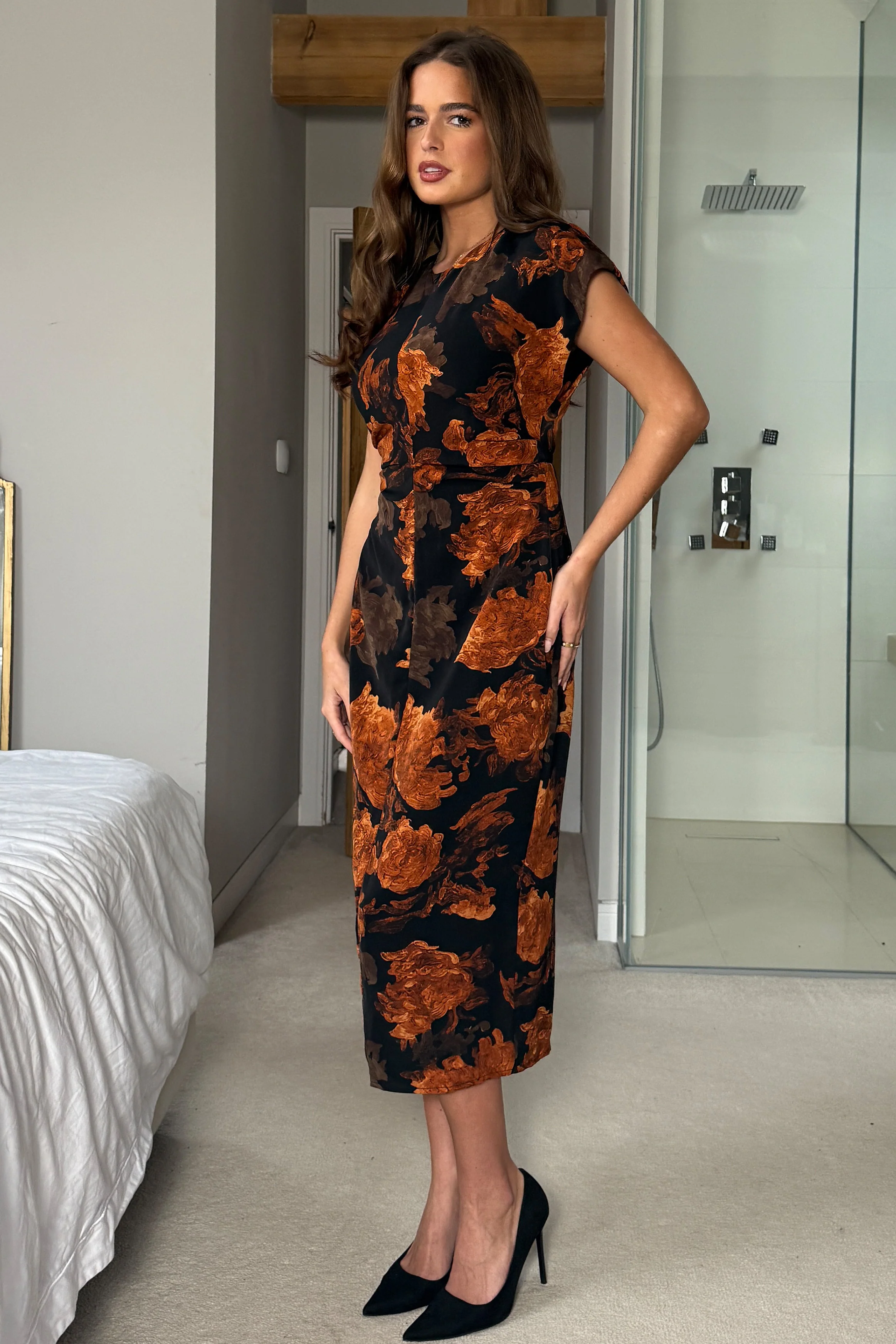 Terri Ruched Waist Short Sleeve Orange Midi Dress - Image 4