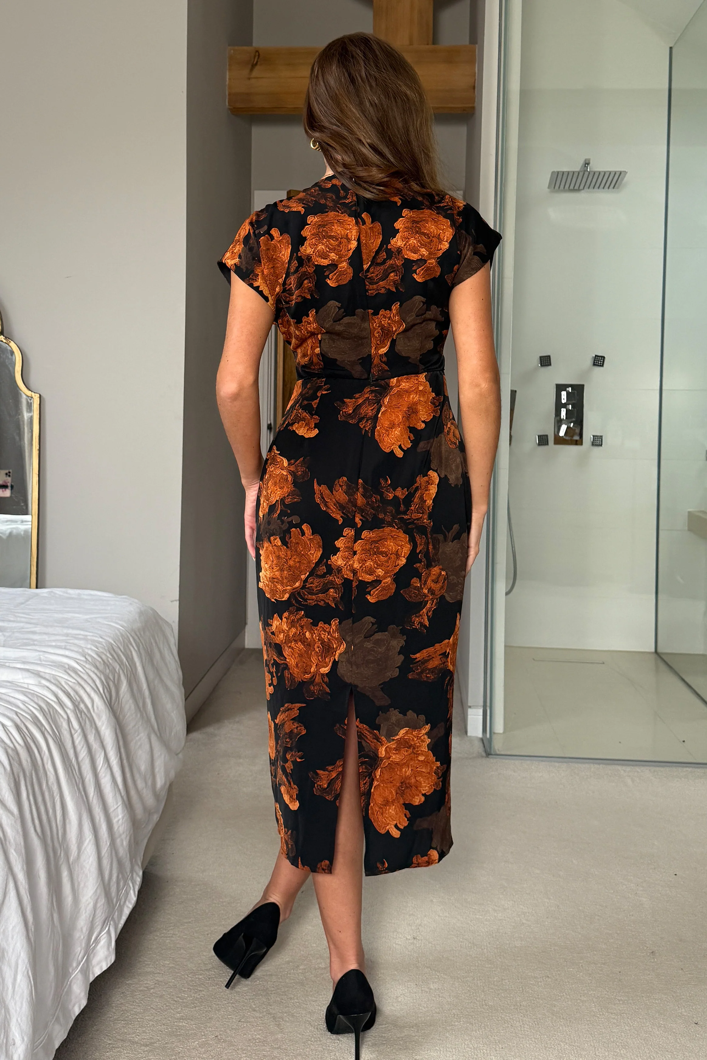 Terri Ruched Waist Short Sleeve Orange Midi Dress - Image 5