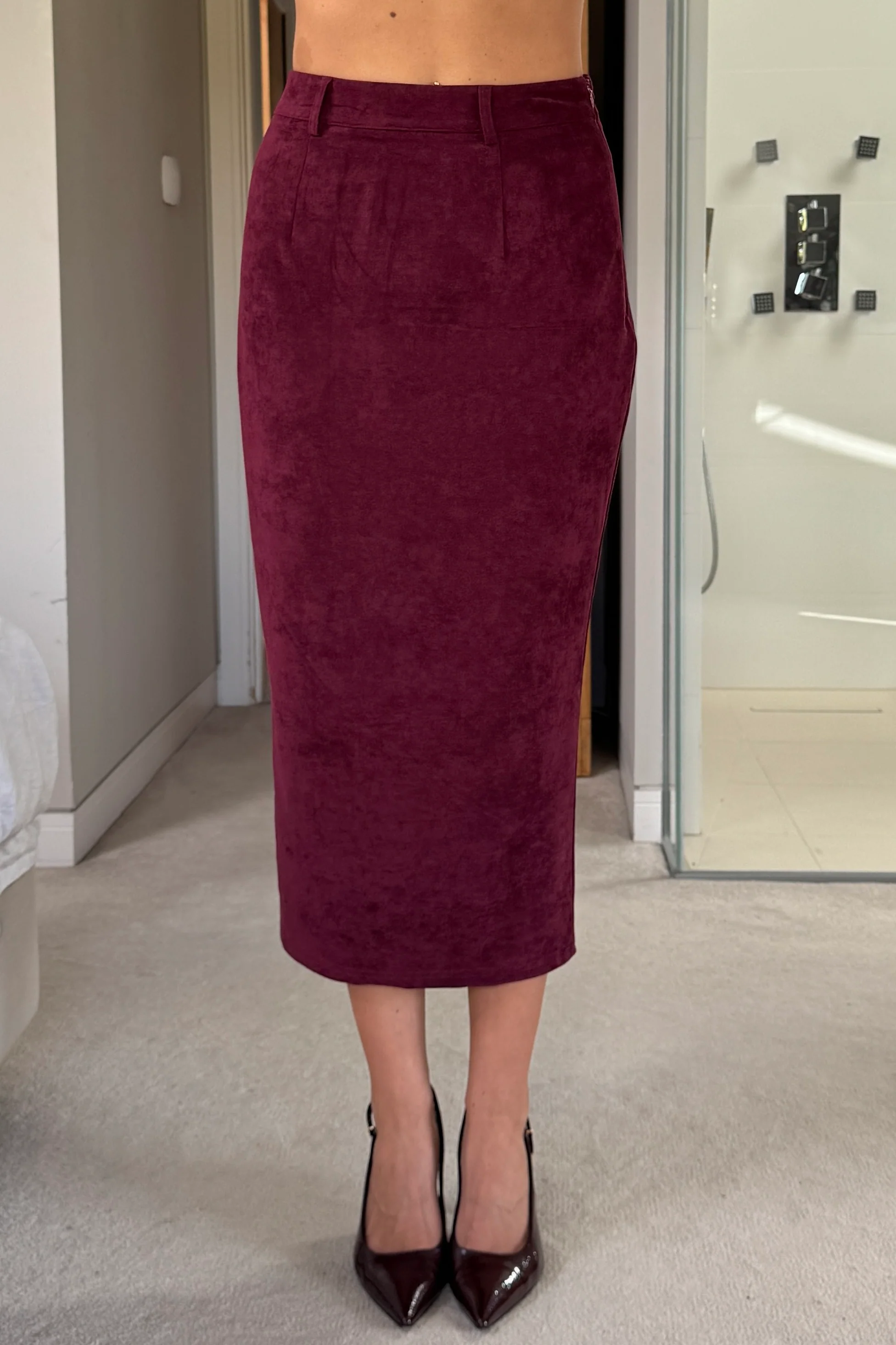 Vicky Reversible Tailored Suede Skirt Berry - Image 2